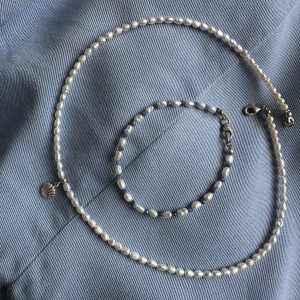 pearls-shell-choker