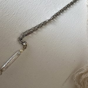 longwhite-pearl-necklace